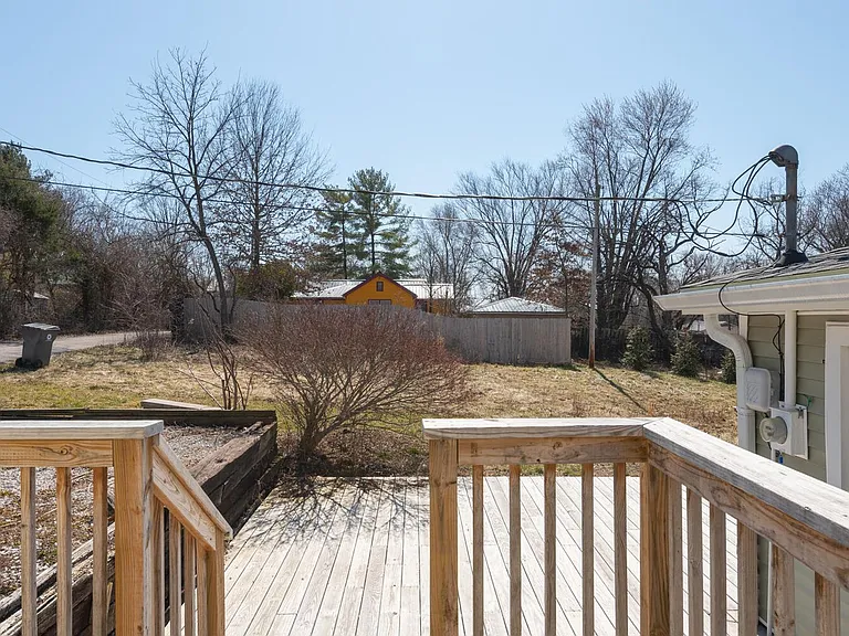634 N Adams St — Photo 5
