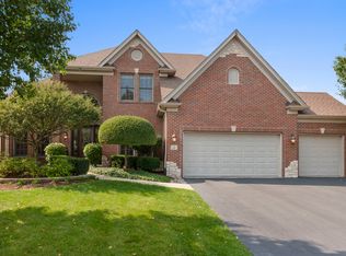 5 Heather Ct, Bolingbrook, IL 60490