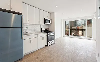 10-44 Jackson Avenue
