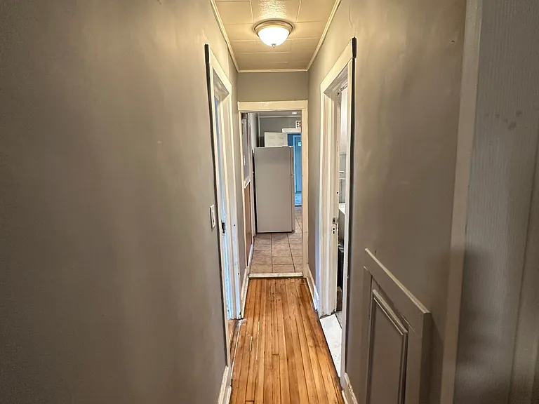 33 Dunbar St #1 — Photo 12