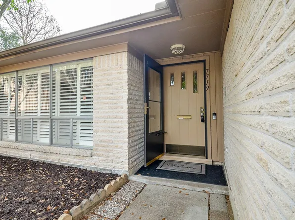 7719 Lacy Hill Dr, Houston, TX 77036