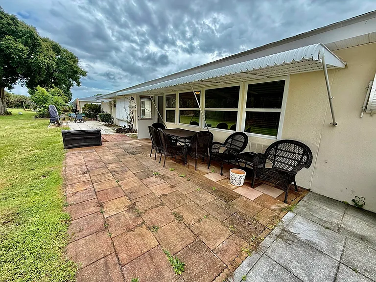 916 Savannas Point Dr #B — Photo 40
