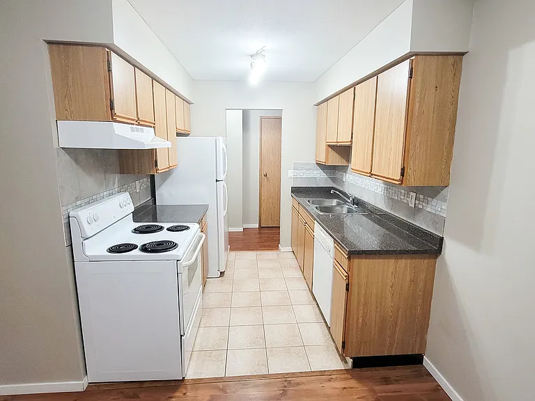 33184 George Ferguson Way — Photo 4