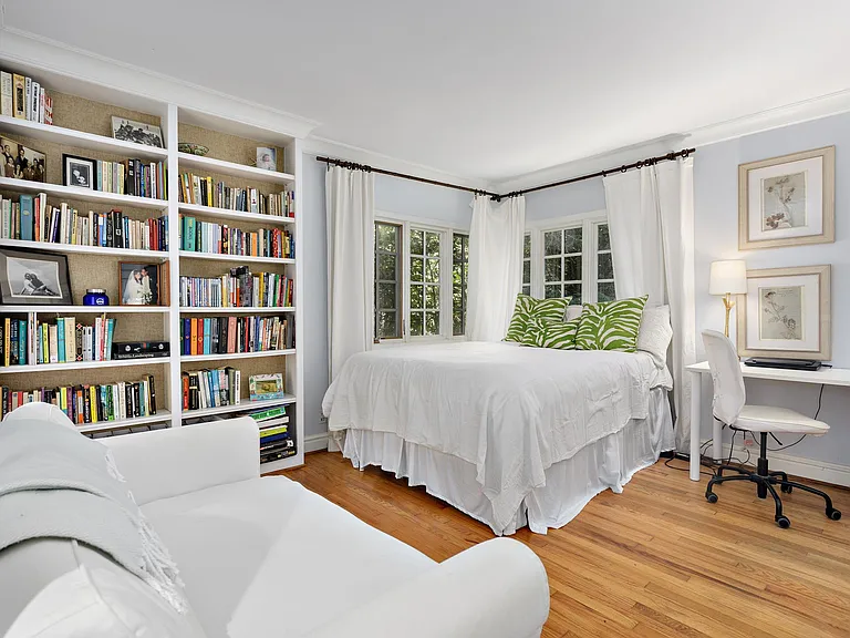 321 Vanderbilt Rd — Photo 21
