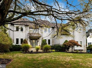 6 Halter Ct, Mount Laurel, NJ 08054