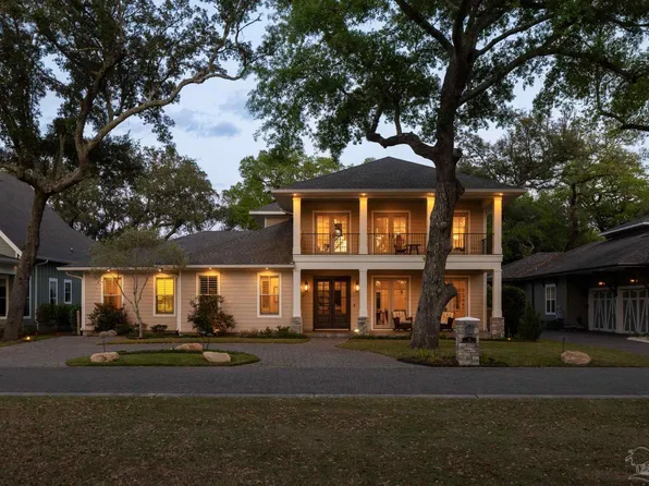 10 Bayou Blvd, Pensacola, FL 32503