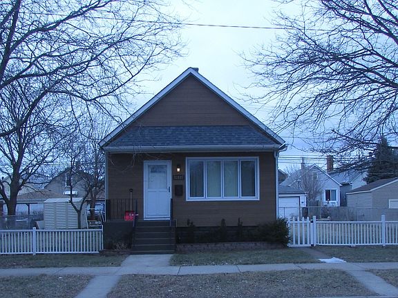 2nd image of 13107 S Carondolet Ave