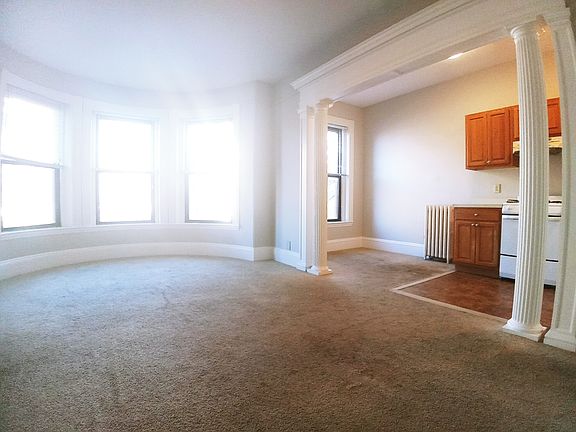2nd image of 27 Longwood Ave APT 2