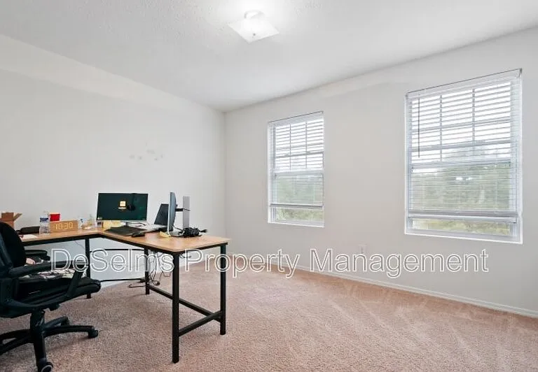 1204 Parkstone Ln — Photo 11