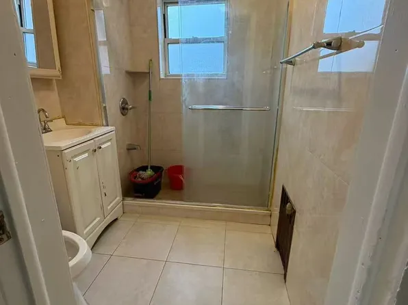 87-56 191st St, Hollis, NY 11423