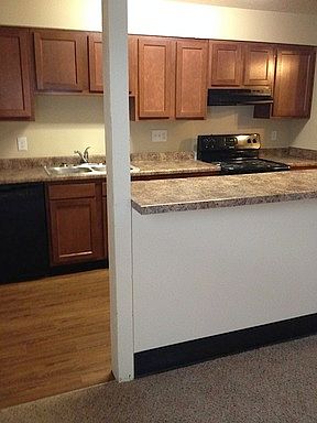 2nd image of 1707 Village Green Blvd APT 29