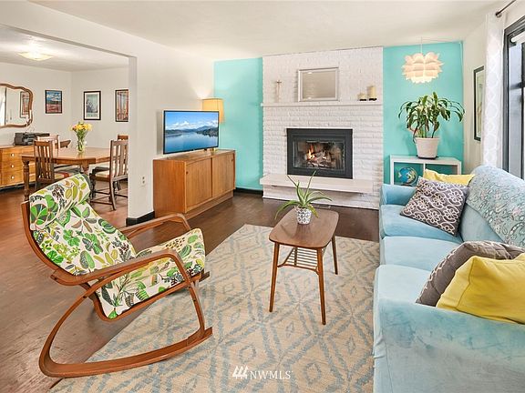 Fun 1940's feel throughout the home.