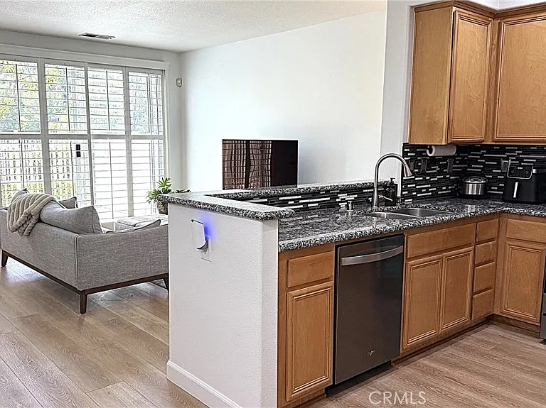 8382 E Truckee Way — Photo 3