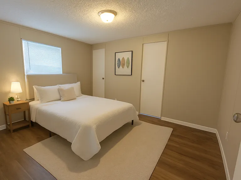 3469 W Yorkshire Dr — Photo 3