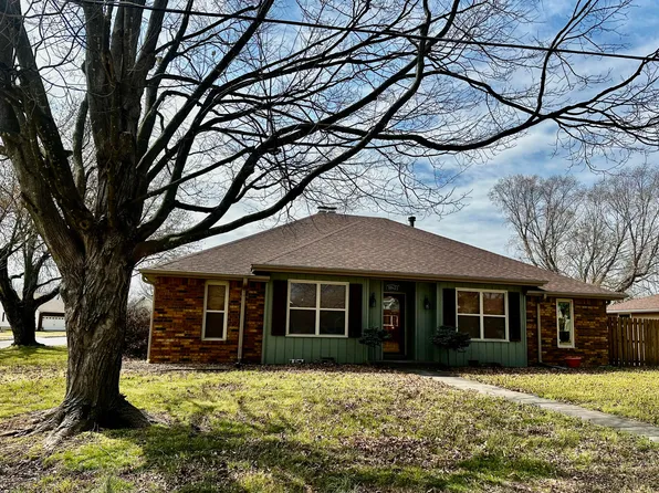 1062 E Evans Street, Springfield, MO 65810