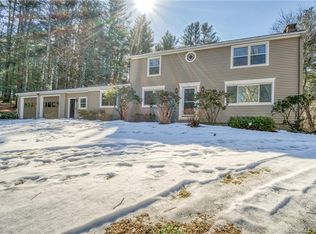 24 Kellogg Rd, Marlborough, CT 06447