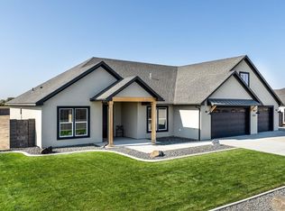 6915 Ricky Rd, Pasco, WA 99301