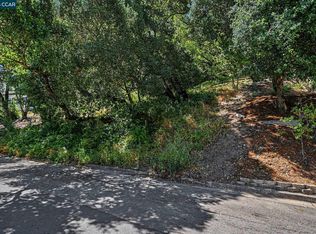 (Undisclosed Address), Orinda, CA 94563