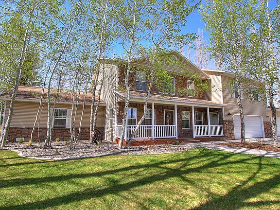 2nd image of 3089 Cottonwood Ln