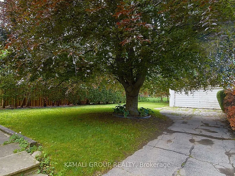 138 Johnston Ave #MAIN — Photo 16