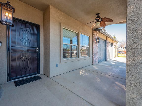 4th image of 670 Richmond Ct