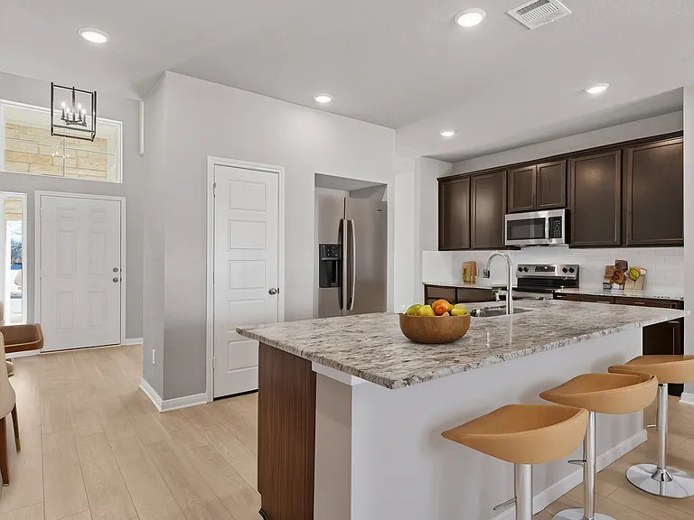 7101 Sulphur Ct — Photo 4