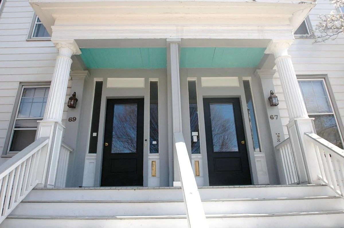 3 bed, 1672 sqft, $3,100 — Photo 2