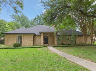 3200 Crossroads Dr, Longview, TX 75605