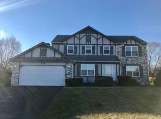 742 Tartans Dr, Dundee, IL 60118