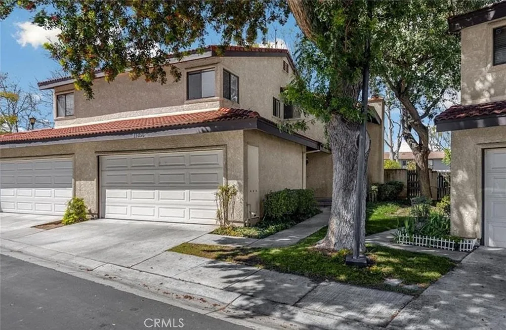 Building Photo - 11896 Los Alisos Cir