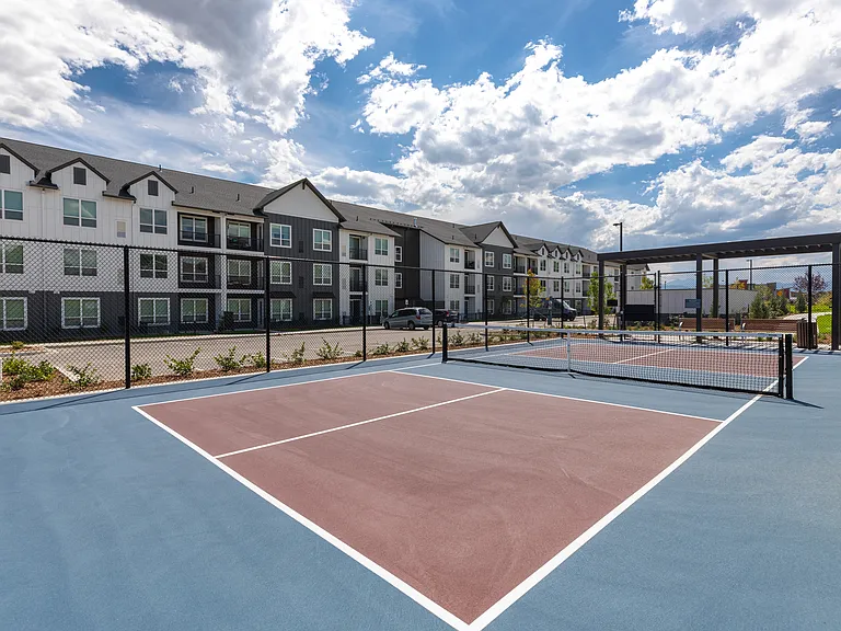 Avenida at Centerra - 55+ Active Adult Apartment Homes — Photo 31