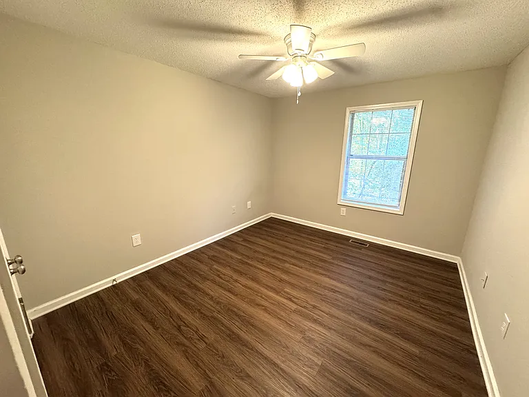 Pineview Townhomes — Photo 22