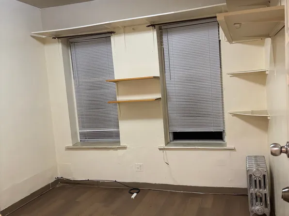 545 Hinsdale Street image 3 of 5