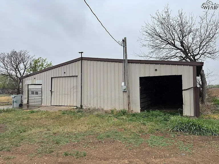 4594 Bus Hwy #287 — Photo 37
