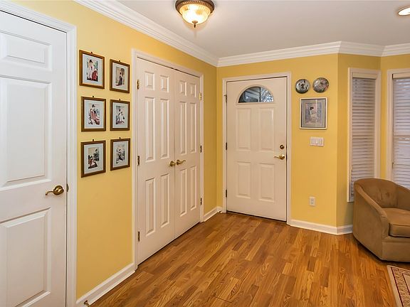 5th image of 871 Verona Dr #871