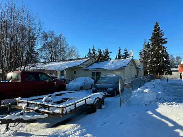 311 Linwood Ln, Kenai, AK 99611