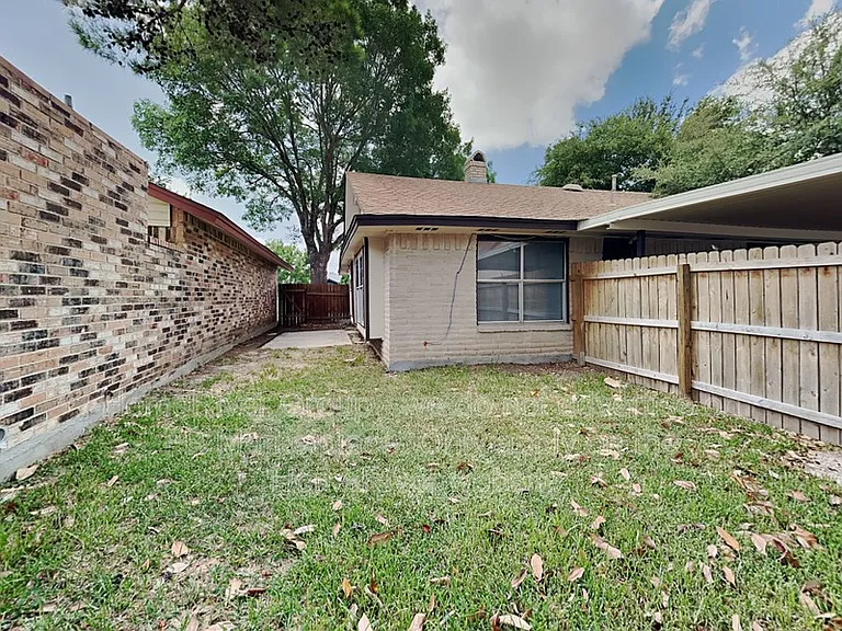 656 Fern Meadow Dr — Photo 14