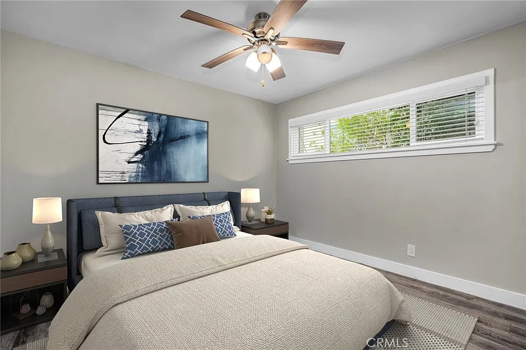 2 bed, 950 sqft, $3,100 — Photo 2