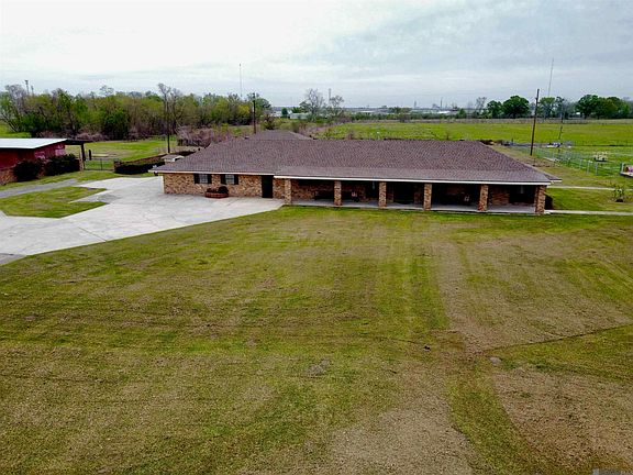 4th image of 5511 N River Rd