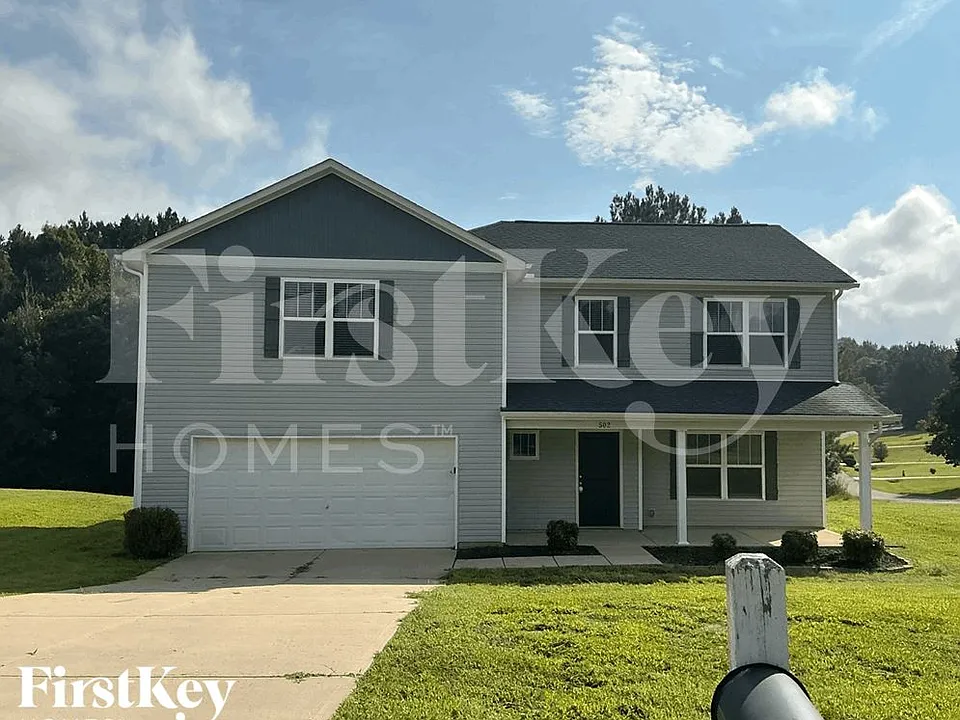 502 Coffeetree Ln
