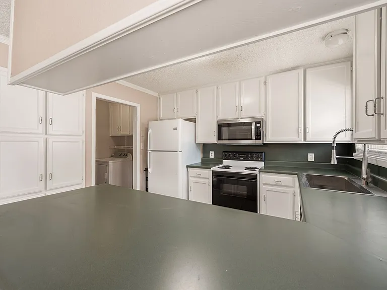 328 Anita Ave — Photo 10