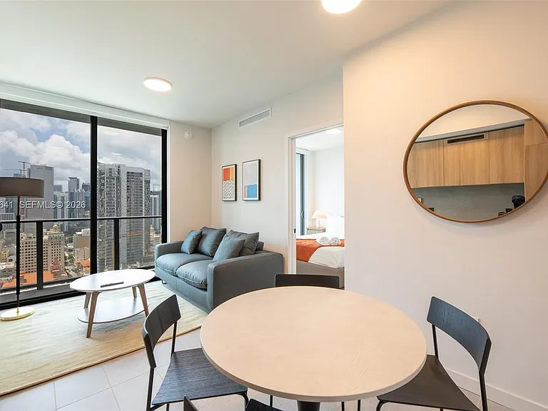 121 NE 5th St #3103 — Photo 2