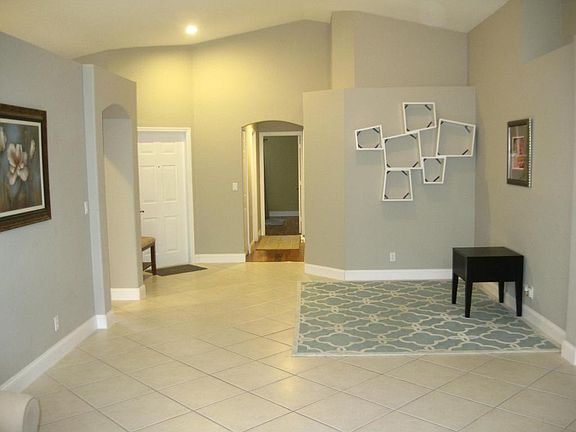 5th image of 4777 Victoria Cir