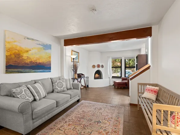 1552 Avenida De Las Americas, Santa Fe, NM 87507