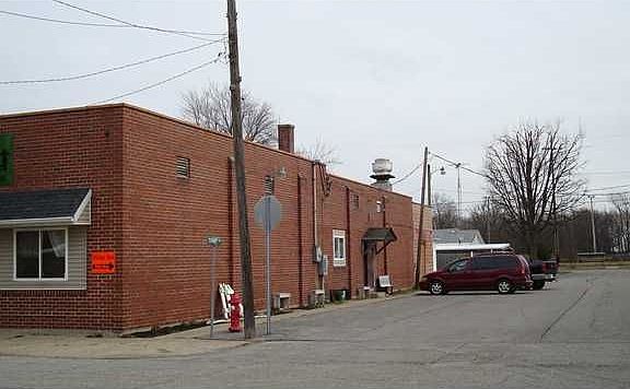 3rd image of 253 S East St