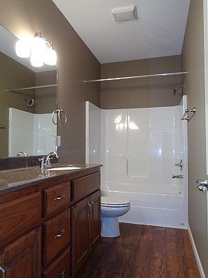 1st image of 318 Highland Grove Dr
