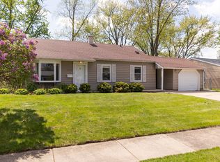 908 Mulberry Ln, Streamwood, IL