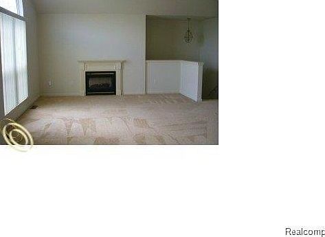 4th image of 18201 Chesapeake Cir
