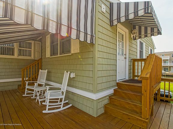 4th image of 3241 Osborne Terrace