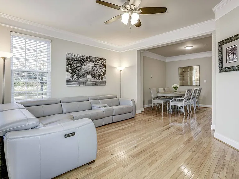 20345 Notting Hill Way — Photo 22
